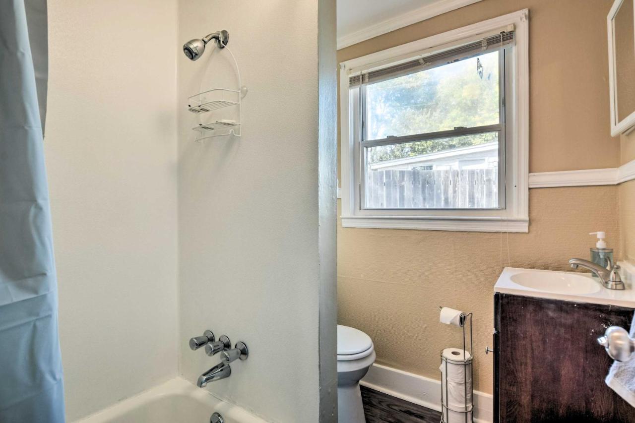 Cozy Greenville Bungalow About 2 Mi To Downtown! Buitenkant foto